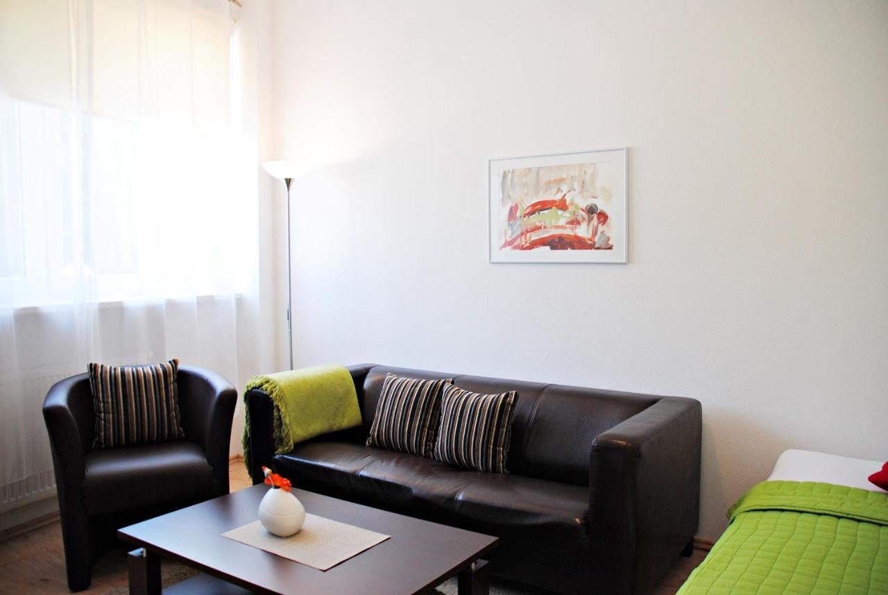 Appartementanlage-Ferienwohnungen Weisse Moewe Sassnitz Exteriör bild